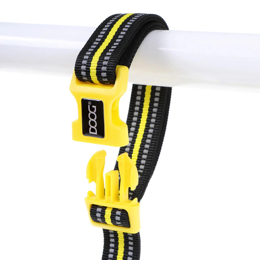 DOOG Neoprene Clip It Bolt Black and Yellow Adjustable Dog Lead Extra Large - Image 2