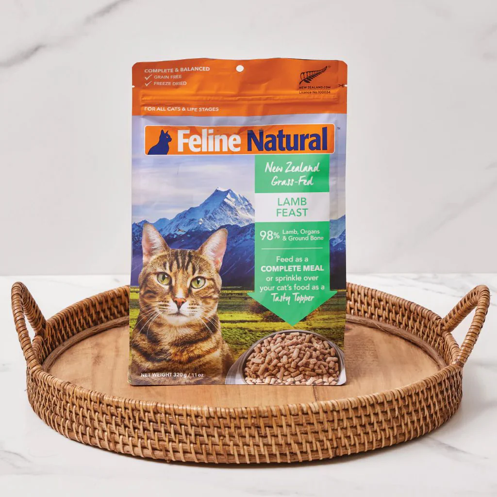 Feline Natural Lamb Feast Freeze Dried Cat Food 320g - Image 3