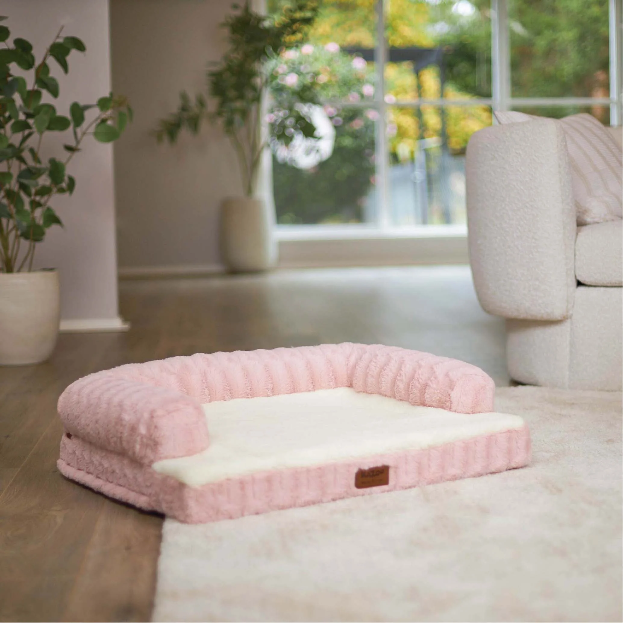 Kazoo Boudoir Large Blush Dog Bed - Image 7