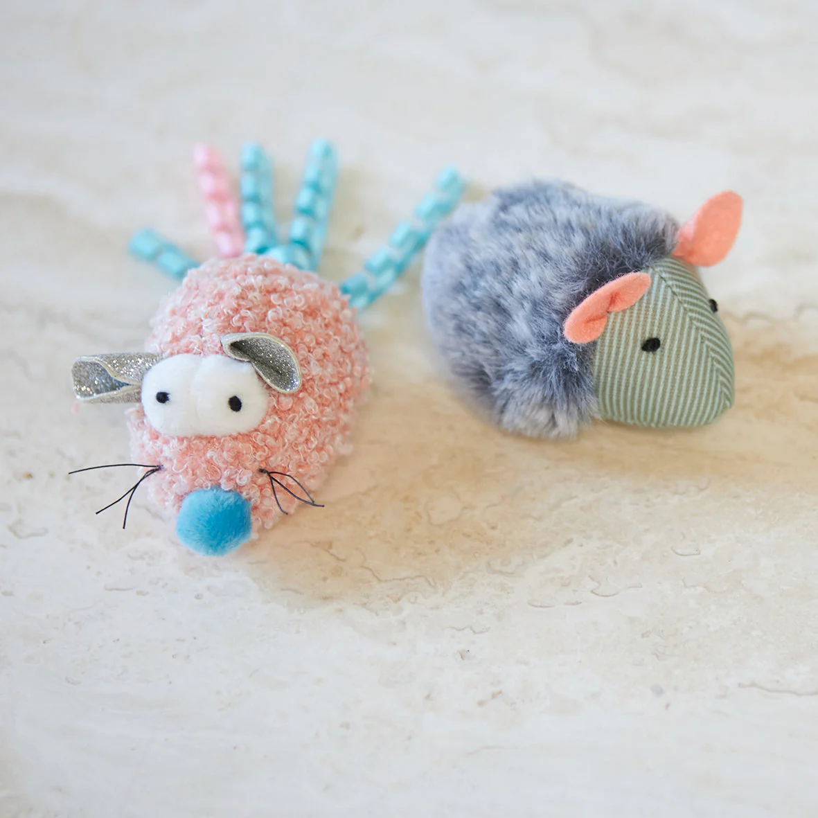 Kazoo Noisy Mouse Cat Toy - Image 5