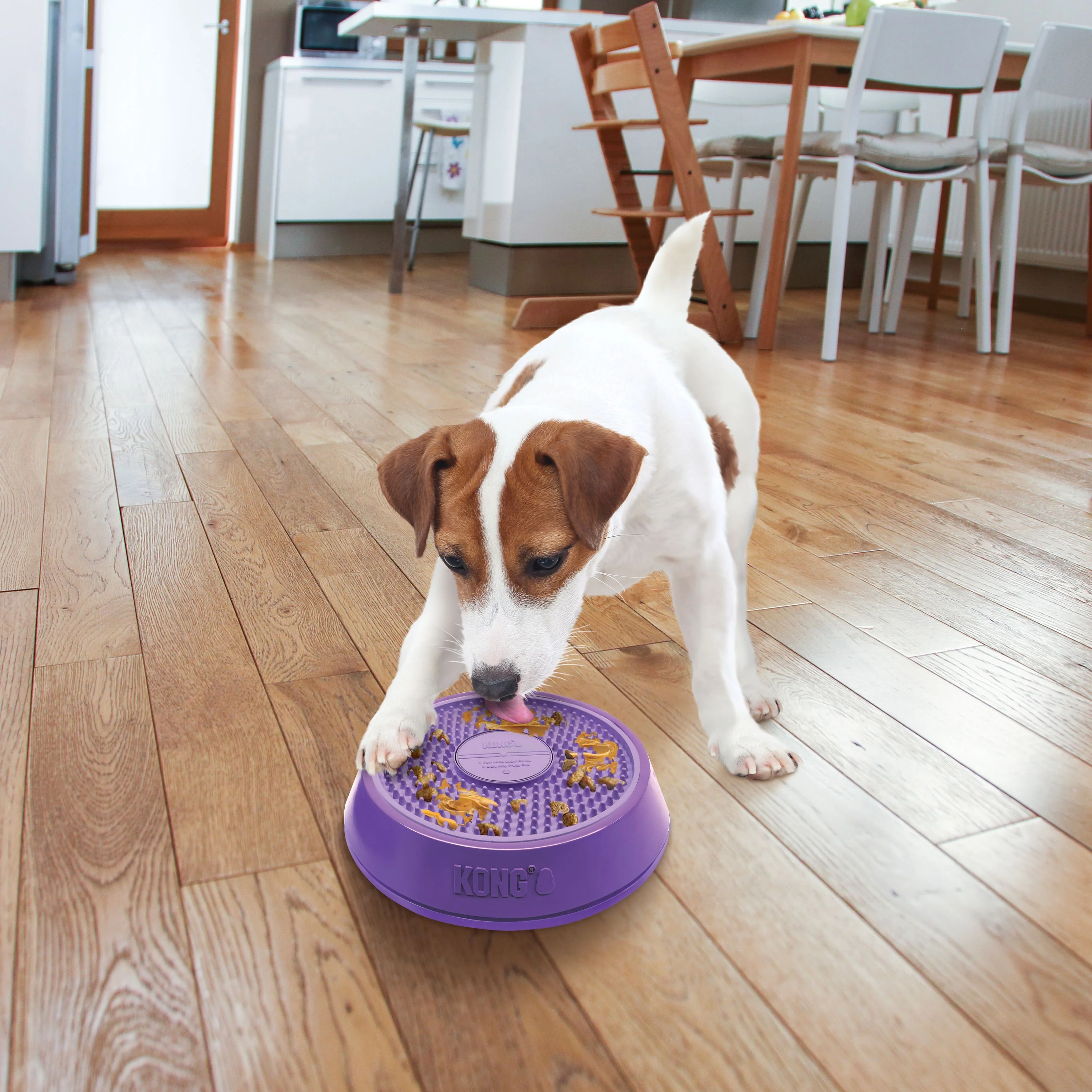 KONG Licks Spinz Interactive Cat Toy - Image 4