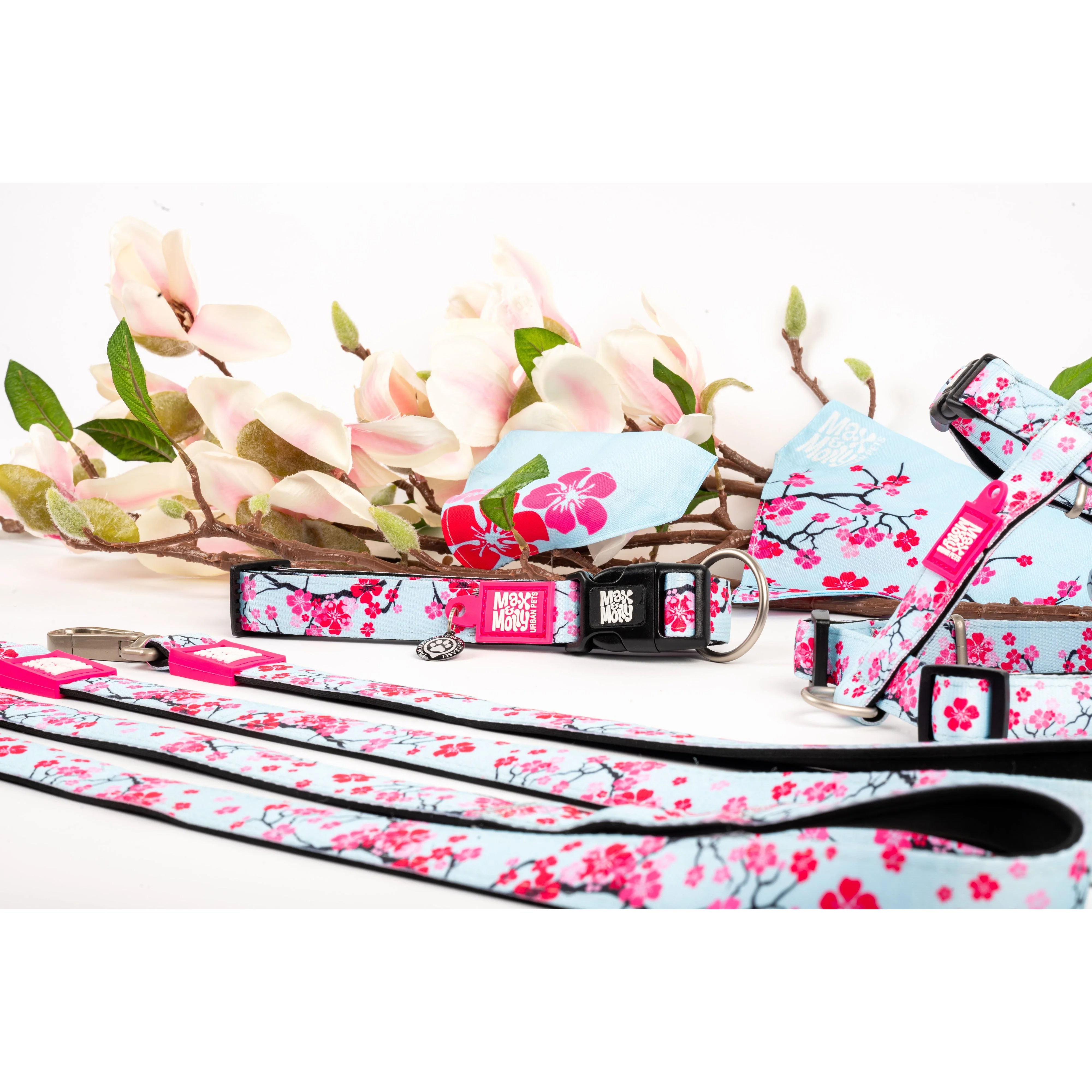 Max & Molly Cherry Bloom Short Dog Lead Large - Image 4